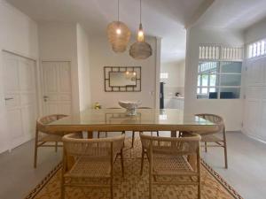 Villa EL NIS - LEGIAN - 4 Bedroom - 4 Bathroom - Luxury