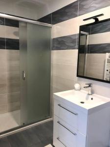 Maisons de vacances Maison a 10’ a pieds du port de La Rochelle : photos des chambres