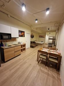 Bonanza Patong Beach1 100m to Beach Star Room