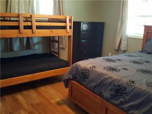 Beach House Sleep 20 with VIP pkg, Bachelor Parties Welcomed