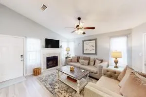 Sandpiper Cottage - غولف بريز