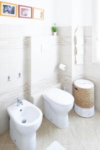 Heidi's Apartment img70