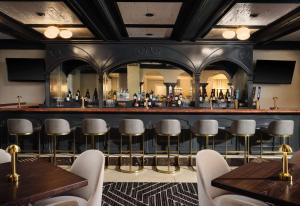 Hotel Flor Tampa Downtown, Tapestry Collection By Hilton