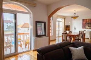 Family friendly house with a swimming pool Zaton, Zadar - 21576