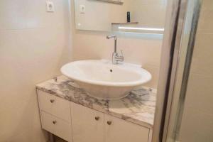 Family friendly house with a swimming pool Zaton, Zadar - 21576