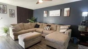 Spacious 1king bd/2queen bd/* 1 mile from I-85 - Pooletown