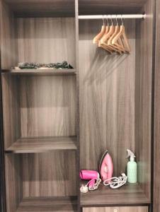 MH Homestay 3R2B Condo very near to KLCC, Free Wi-Fi, Netflix & Parking