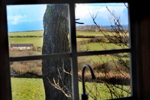 Scandi Cabin On A Hill, With Stunning Views Across Cornwall