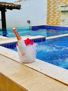 Geribá - piscina de vidro com hidromassagem - 12 pessoas