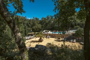 Campings Slow Village La Roque Sur Ceze : photos des chambres