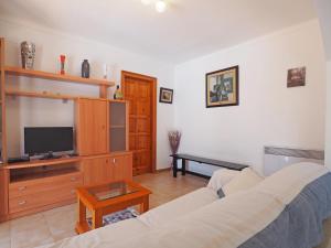 Casa con Piscina Privada en LEscala - ES-325-32