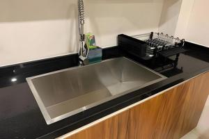 UP 6 PEOPLE PRIVATE JACUZZI