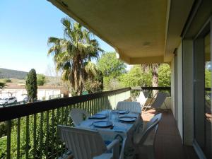 Charmant T2 avec terrasse et parking au calme, Le Lavandou - FR-1-251-766