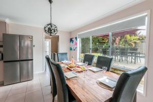 Oakdean Resort- Pool, Spa, Beach, Sleep 10