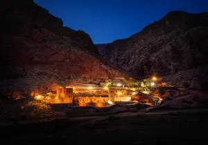 图德拉峡谷欢乐节日酒店 - Aït Baha