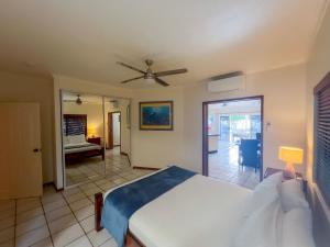 La Riviera One Coastal Life Style One Bedroom