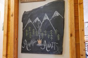 Swiss Mountain 1 Bedroom - Premier Unit with Patio
