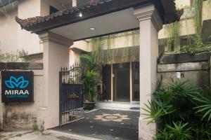 Miraa Guest House & Resto