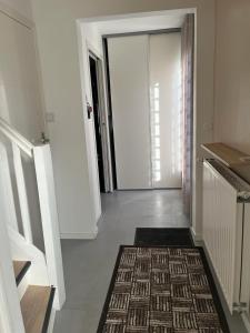 Maisons de vacances Maison de 4 chambres avec jardin clos a Villepreux : photos des chambres