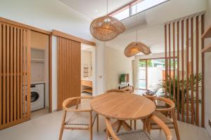 Villa Inka - Tropical Modern 1BR Villa in Pererenan Beachside