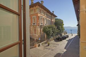 Gemhouse Rubino garda lake