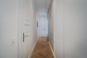 Palace Dlazdena – Stylish Prague Centre Apartment