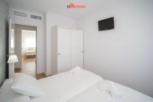 El Anfitrión - Carmen Viejo