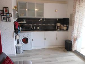 APPT 2 PIECES 21M2 + LOGGIA 7M2 REF 4035