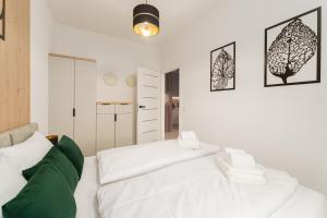 Apartament Eco Modern I z Basenem Letnim by Holidaysun