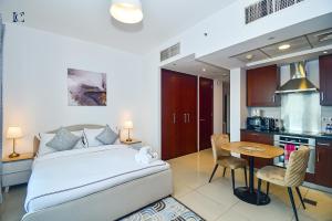 Luxury Escapes - Modern Studio Apt with Balcony near Dubai Mall - 29 Blvd