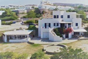 Beachfront-Santa Marina Vacation Home