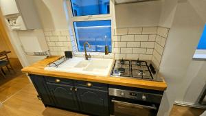 City Centre with Hot Tub - 3 Bed