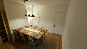 City Centre with Hot Tub - 3 Bed