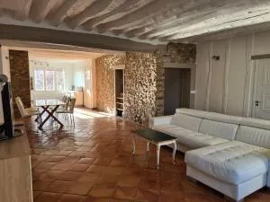 Maison divisées en 2 Appartments à 20 min to Disneyland Paris - Dampmart