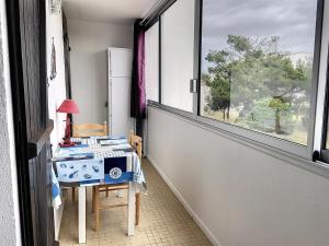Appartement Familial Proche Plage et Forêt avec Parking Privé - FR-1-652-4