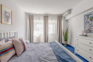 Sunshine Haven - M&N Condos