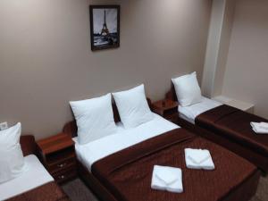 Quadruple Room room in Hotel Travel