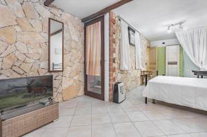 Stunning Villa Paola with Swimming Pool & Terrace!