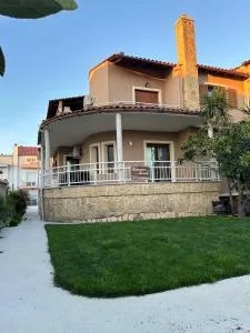 Summerhouse - Platamón