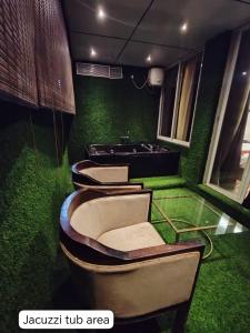 Divan Clarks Inn Goa