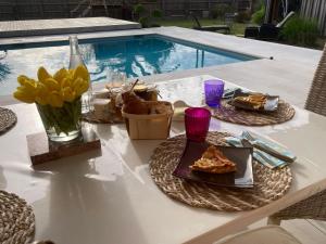 B&B / Chambres d'hotes Charmante dependance : photos des chambres