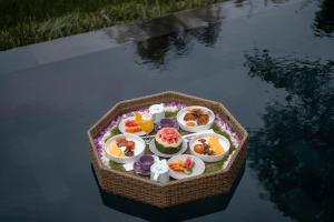 The Sender Pool Suites