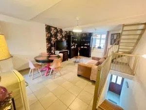 Magnifique maison de ville - Buvin