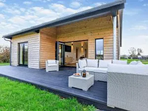 2 Bed in Somerton 92126 - Babcary