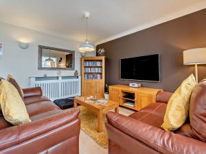 2 Bed in Saundersfoot 94207