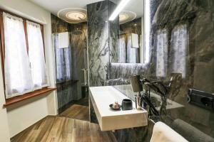 Affittacamere CASTELLA La Morra centro