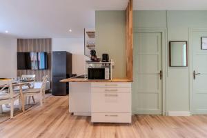 Appartements 500m tram: 2 bedrooms - fiber wifi - comfort + : photos des chambres