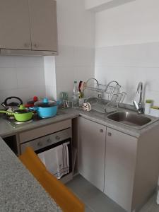 DESCANZA Y REALIZA TUS COMPRAS EN VALPARAISO Y VIÑA