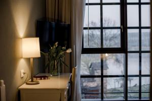 Double Room with Lake View room in Le Ali Del Frassino