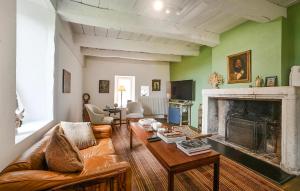 Gorgeous Home In Lussan With Wifi